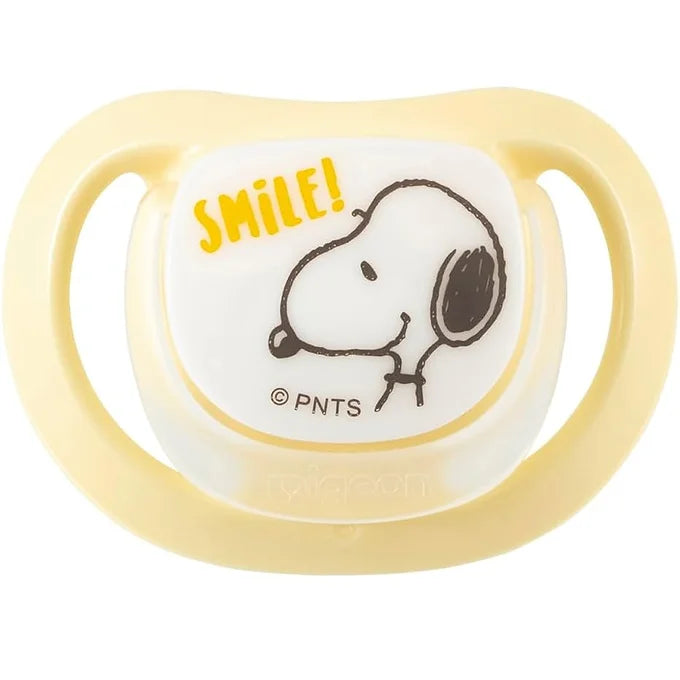 Pigeon Skin-Friendly Pacifier | Small Size (0-3 Months) | Snoopy Design