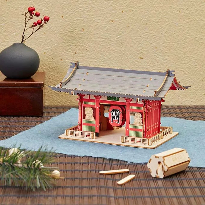 ki-gu-mi Kaminarimon Gate – Wooden 3D Puzzle DIY Craft Kit