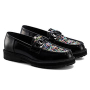 The BIT LOAFER is a refined men’s loafer that seamlessly blends fashion-forward design with advanced comfort, showcasing the elegance of Japanese craftsmanship.