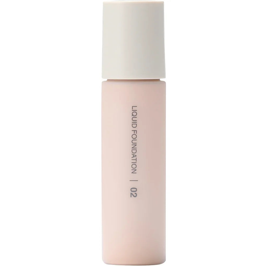 The MUJI UV Liquid Foundation SPF40 PA++++ offers natural, semi-matte coverage while protecting skin from harmful UV rays.