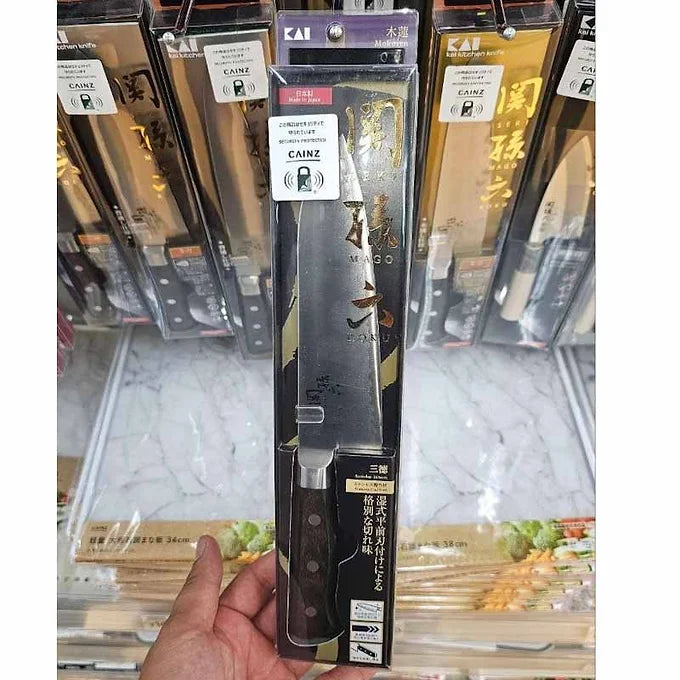 Japanese Kitchen Knife KAI MAGOKU (Santoku Knife)